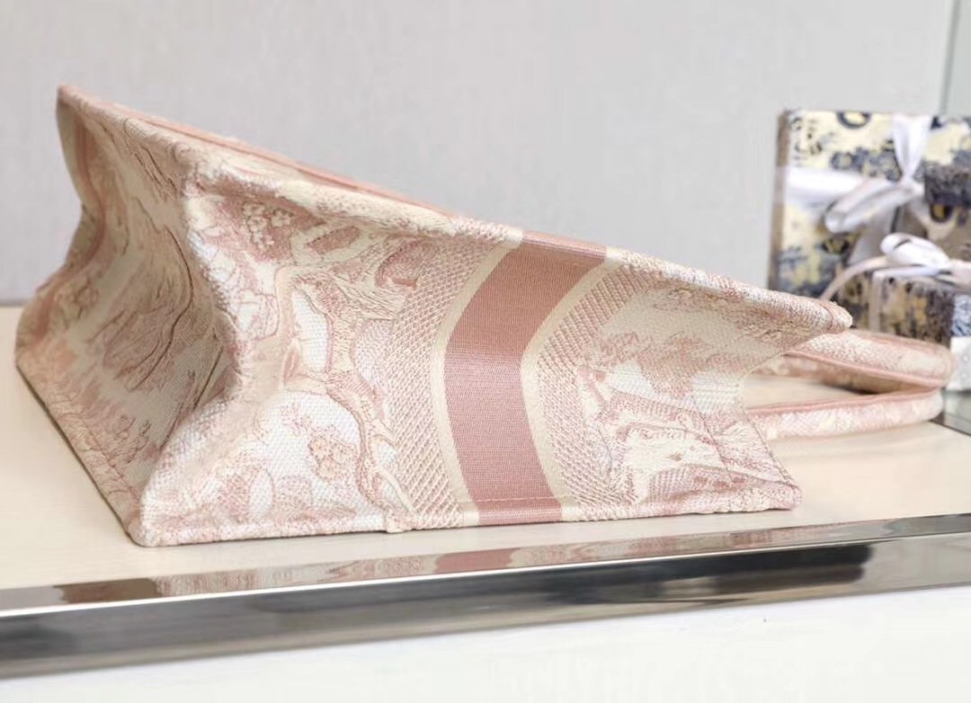D*or small book tote in pink toile de jouy canvas