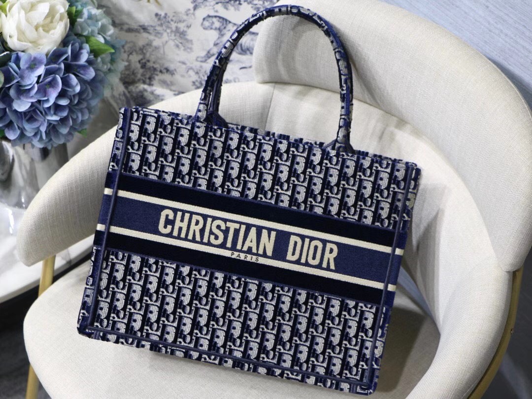 D*or small book tote bag in blue oblique embroidered velvet