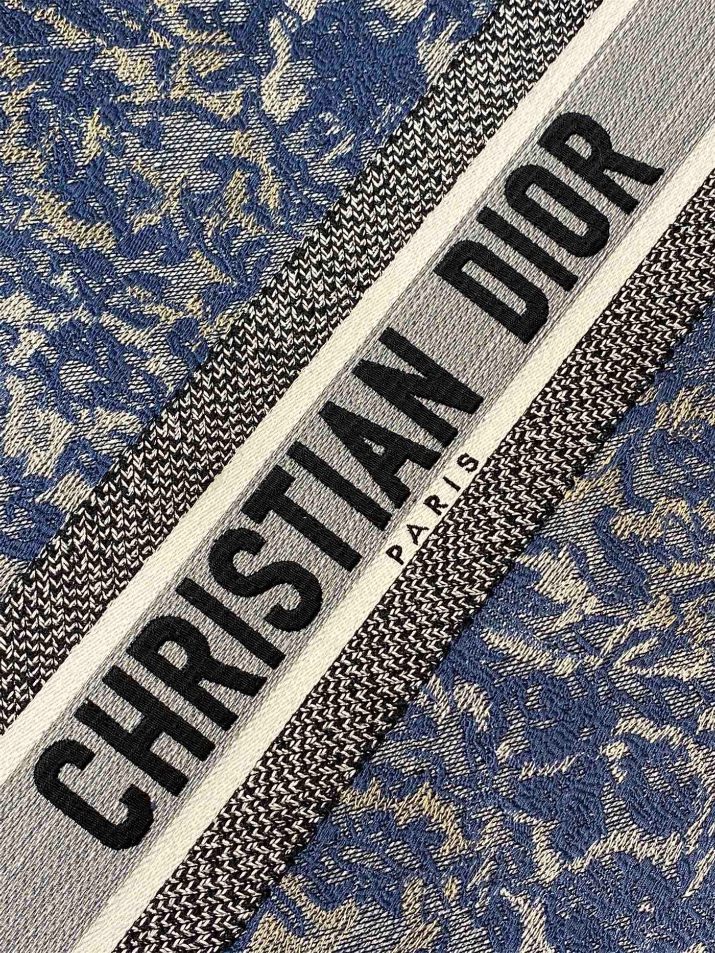 D*or large book tote bag in blue brocart denim-effect embroidery