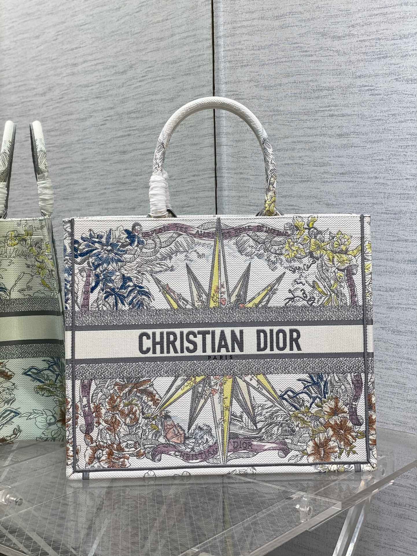 D*or large D*or book tote in white multicolor rêve d