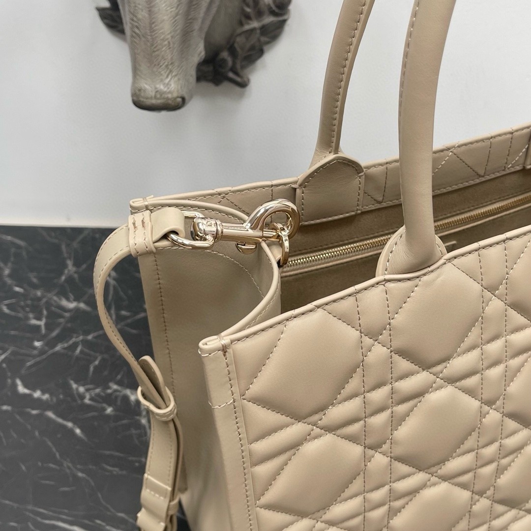 D*or medium book tote bag with strap in beige macrocannage calfskin