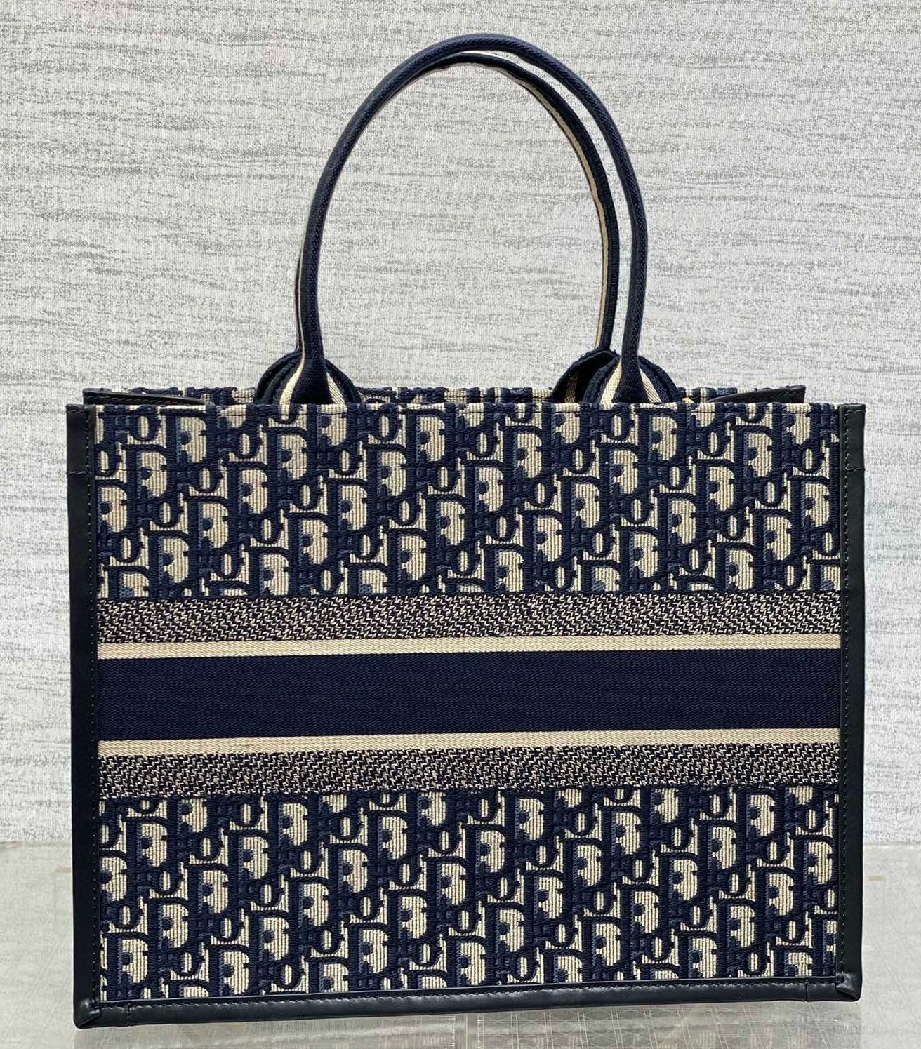 D*or medium book tote bag with strap in blue D*or oblique canvas