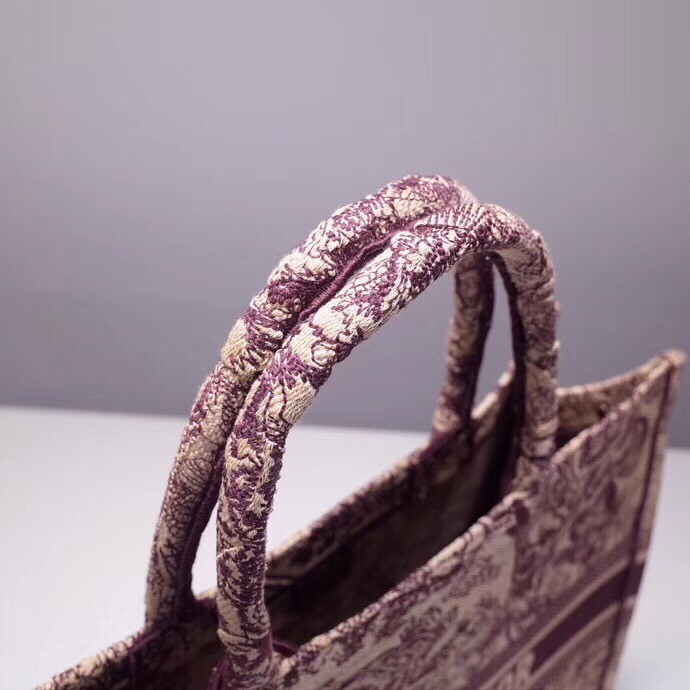 D*or book tote bag in burgundy toile de jouy canvas