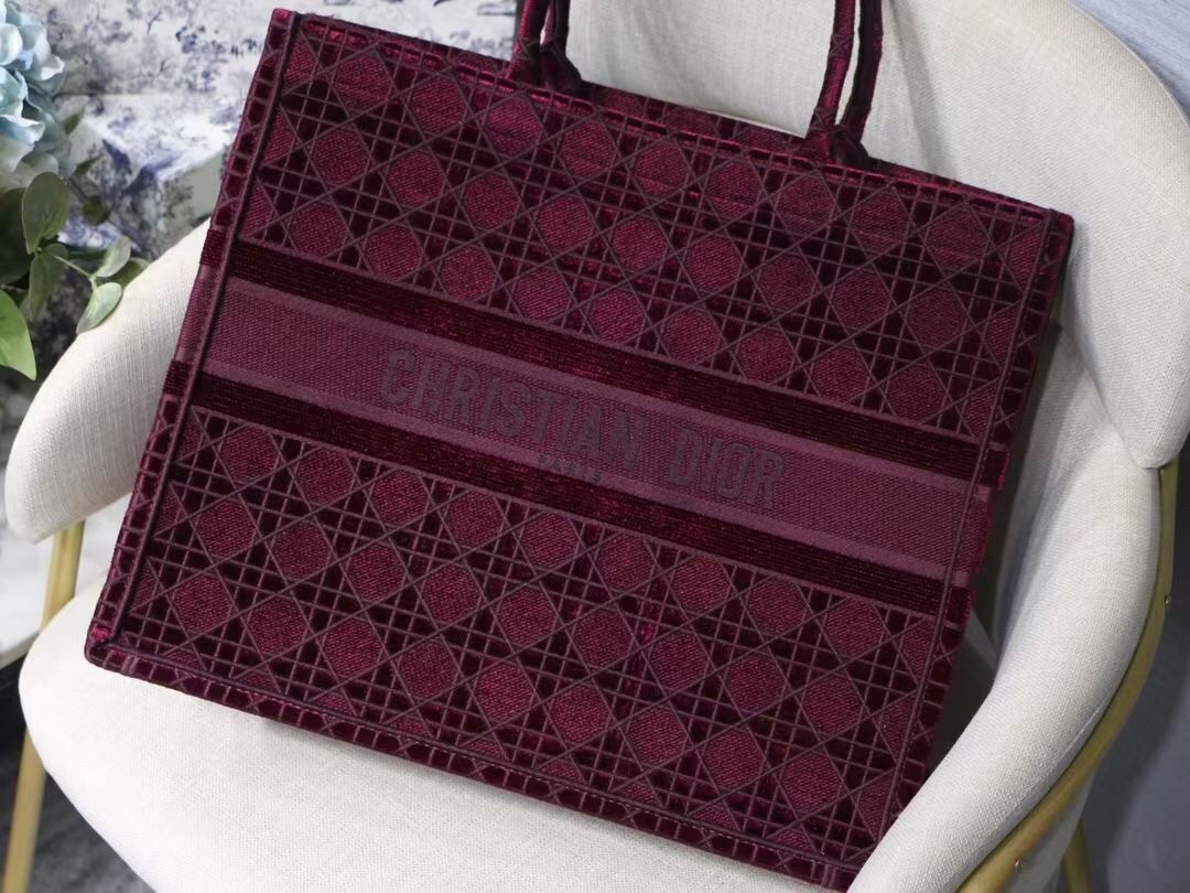D*or book tote bag in bordeaux cannage embroidered velvet