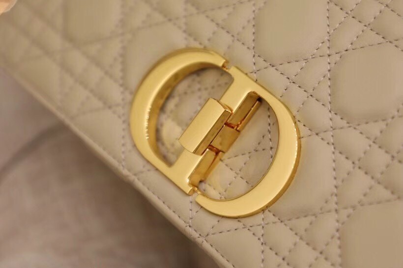 D*or caro medium bag in beige cannage calfskin