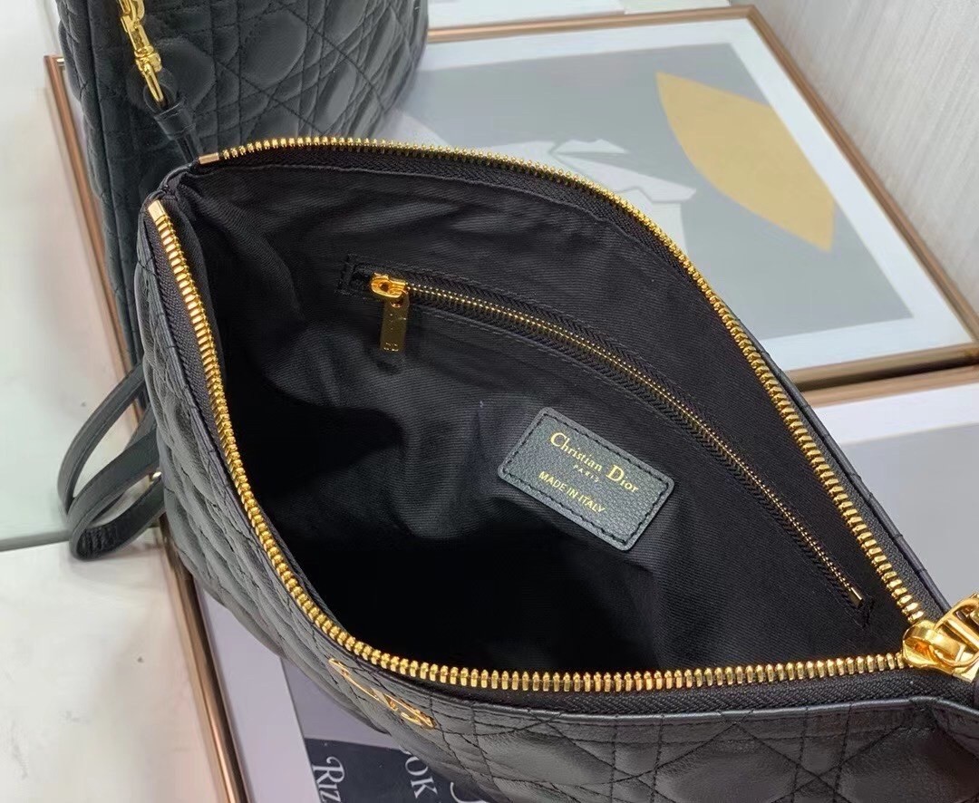 D*or large caro daily pouch in black calfskin