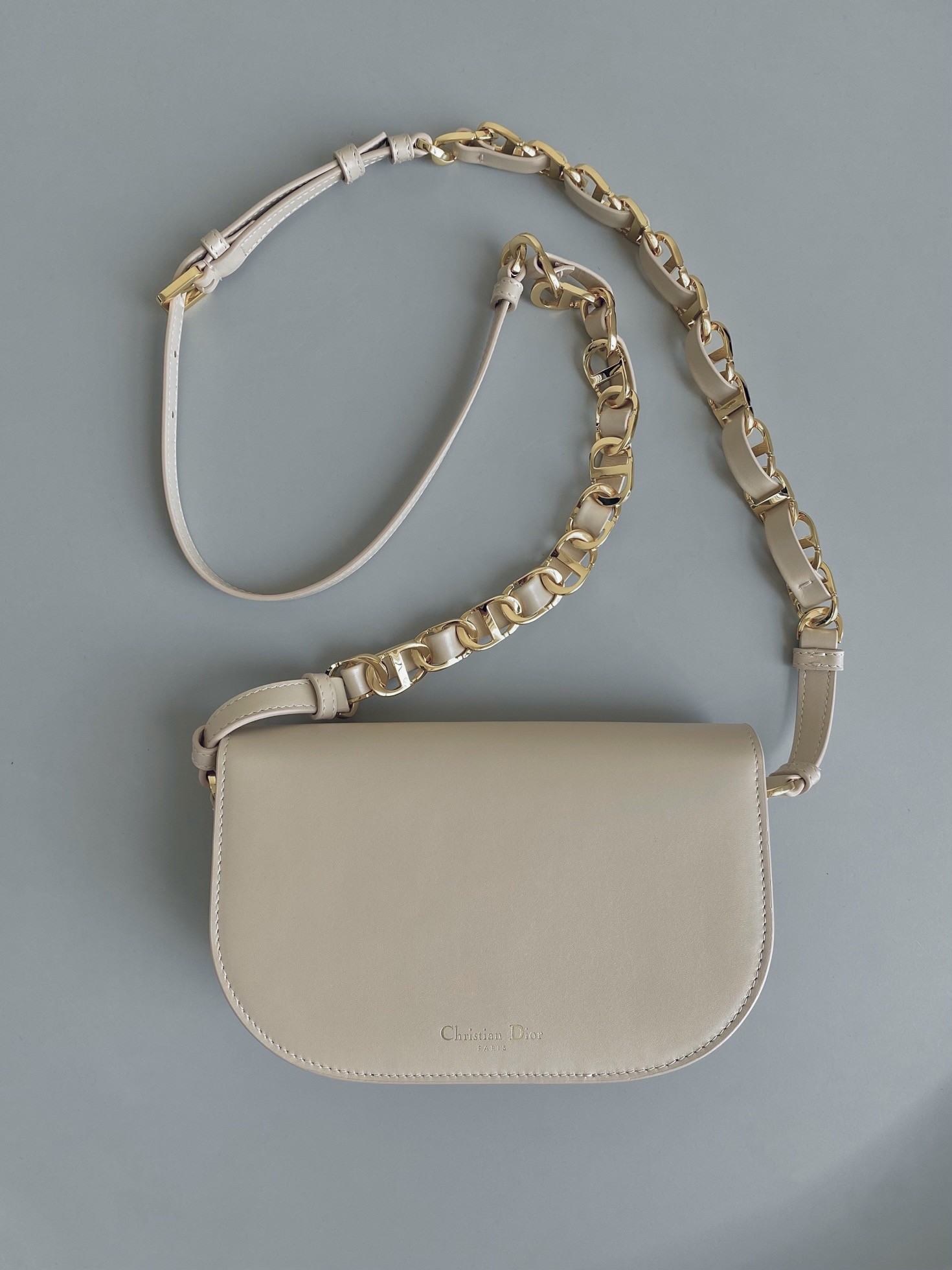 D*or cd signature chain bag in beige calfskin