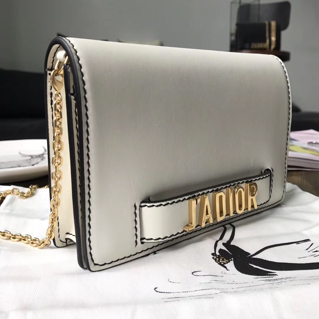 D*or white j’aD*or wallet on chain pouch