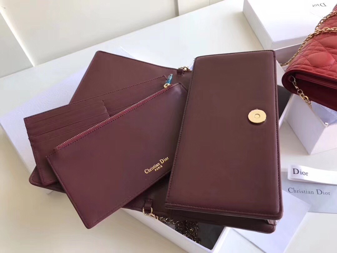 D*or lady D*or clutch with chain in bordeaux lambskin