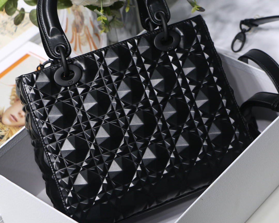 d*or medium lady d*or bag in black Di*m*nd calfskin