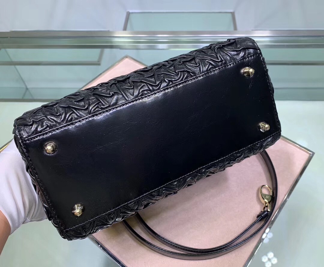 D*or lady D*or medium bag in black wavy crinkled lambskin