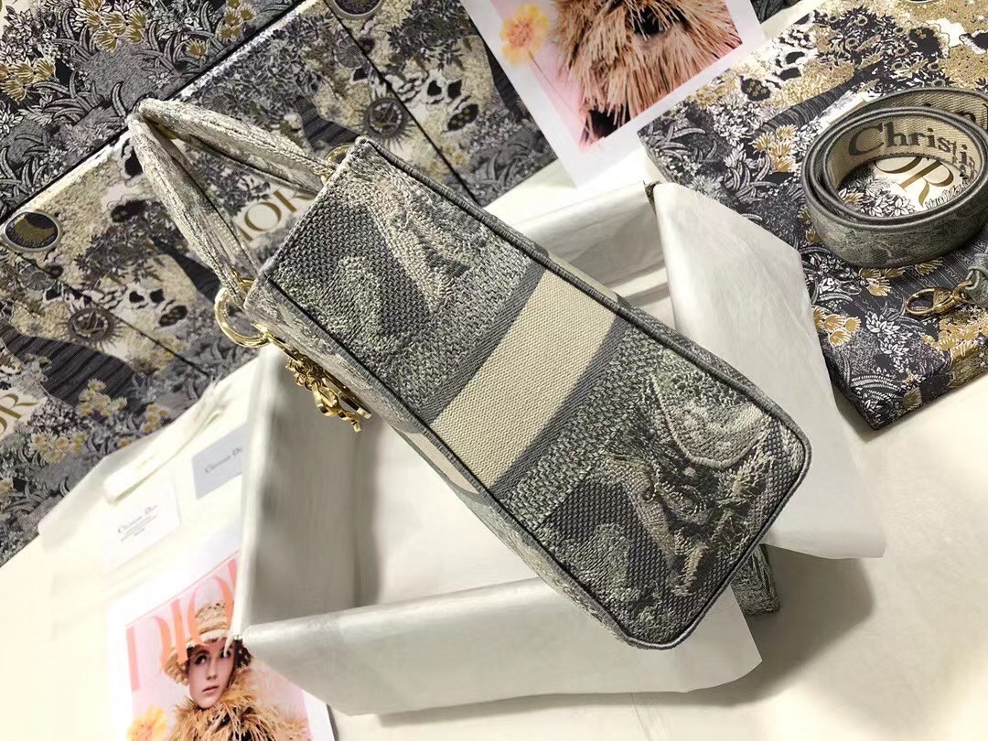D*or large lady d-lite bag in gray toile de jouy reverse embroidery