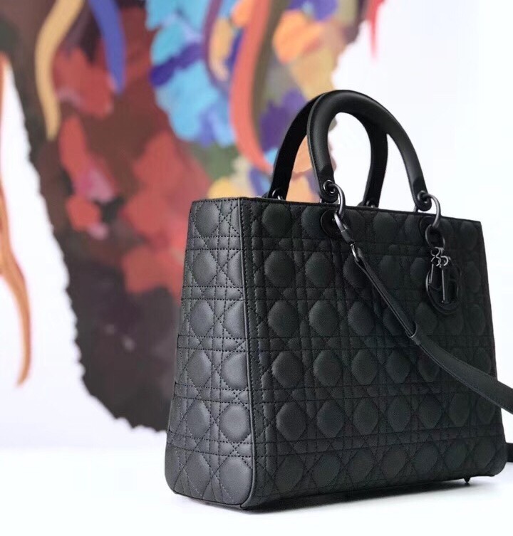 D*or large lady D*or ultra-matte so black bag