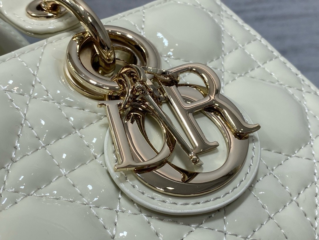 D*or lady d-joy small bag in white patent calfskin