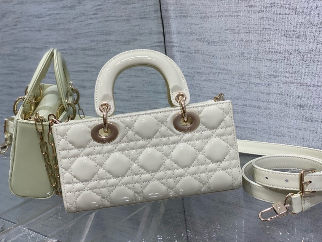 D*or lady d-joy small bag in white patent calfskin