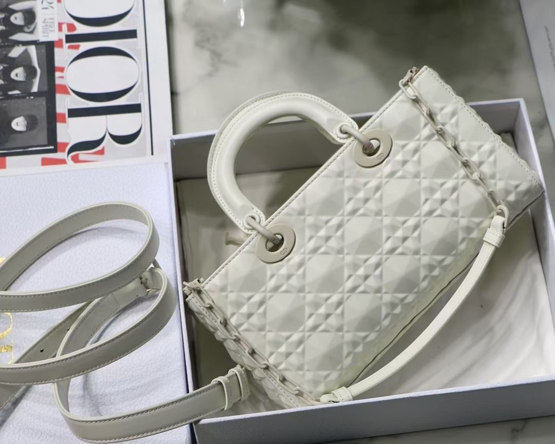 d*or lady d-joy bag in white calfskin with Di*m*nd motif