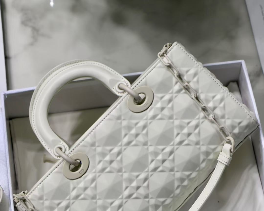 d*or lady d-joy bag in white calfskin with Di*m*nd motif
