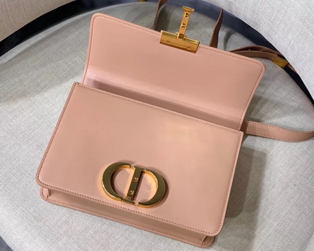 D*or 30 montaigne shoulder bag in pale pink calfskin