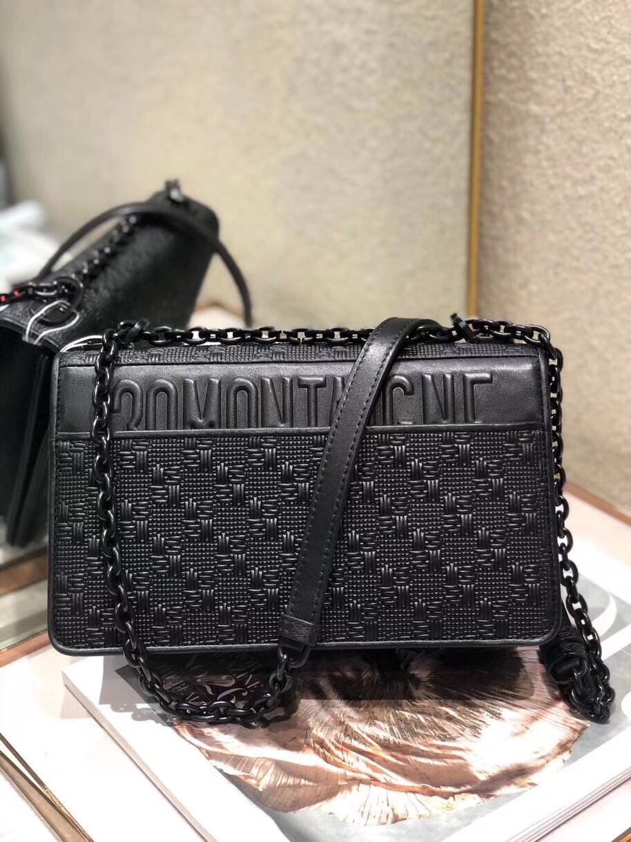 D*or 30 montaigne chain bag in black braided lambskin