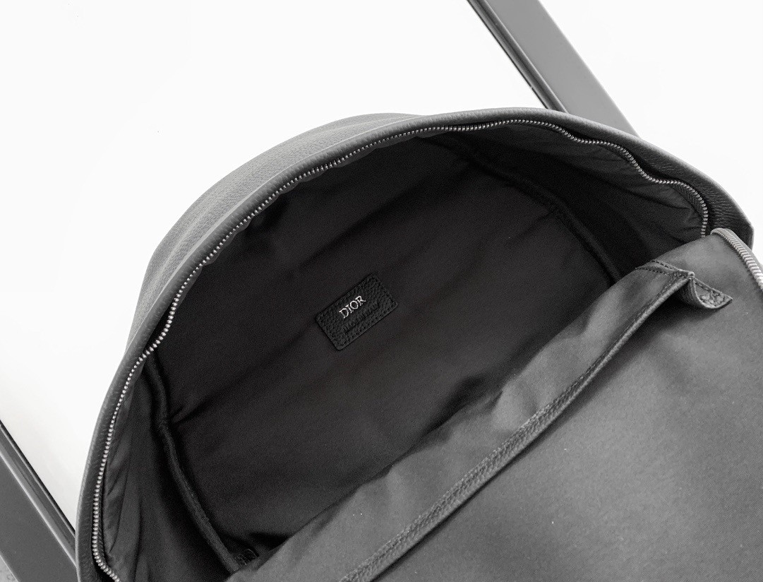 D*or rider 2.0 zipped backpack in black gravity leather