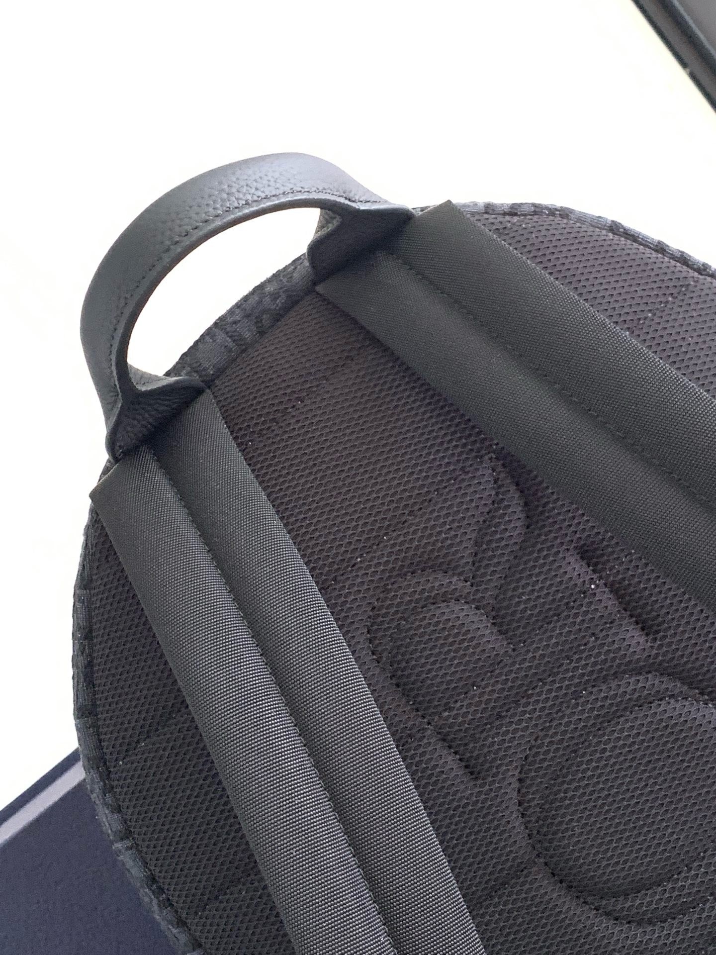 D*or 8 backpack in black D*or oblique jacquard