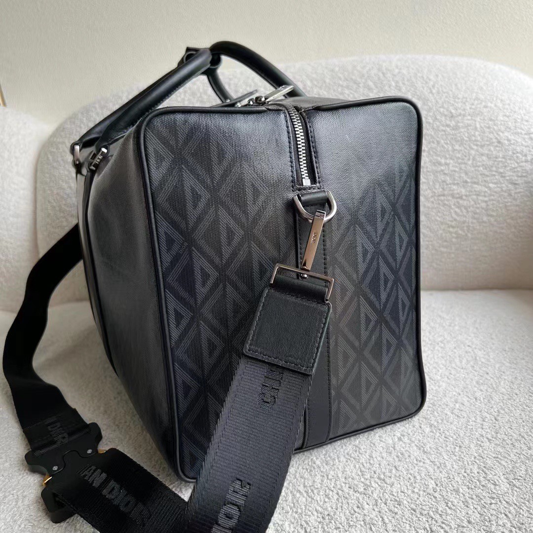 d*or lingot 50 duffle bag in black cd Di*m*nd canvas
