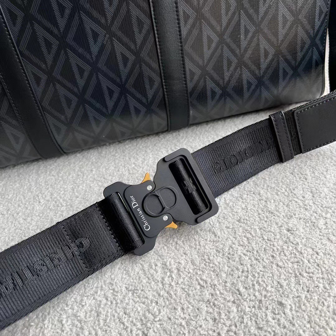 d*or lingot 50 duffle bag in black cd Di*m*nd canvas
