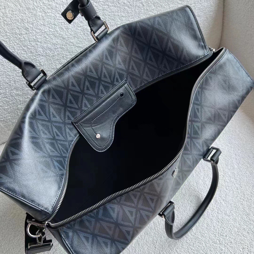d*or lingot 50 duffle bag in black cd Di*m*nd canvas