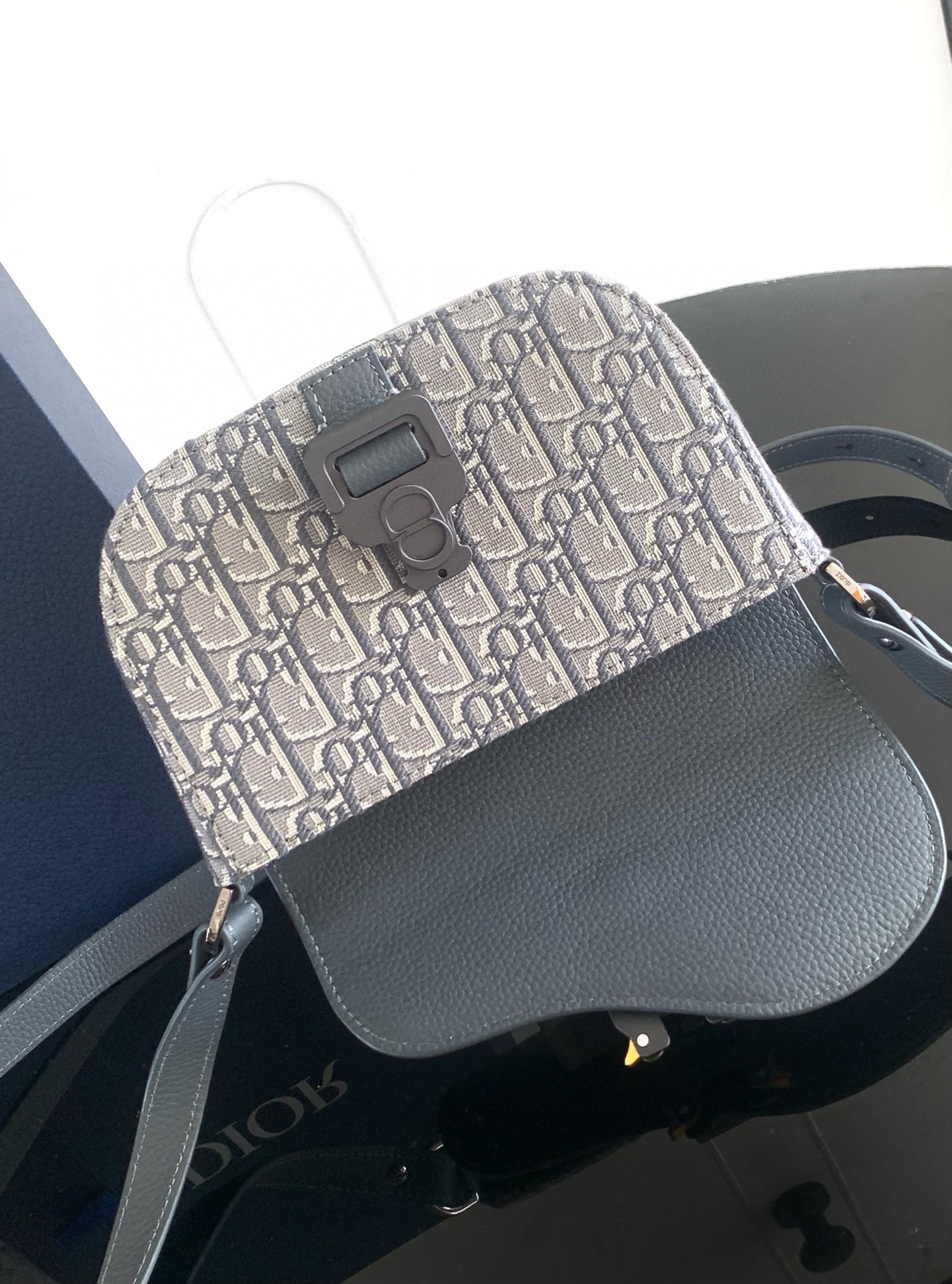 D*or mini saddle messenger bag in grey oblique jacquard and calfskin