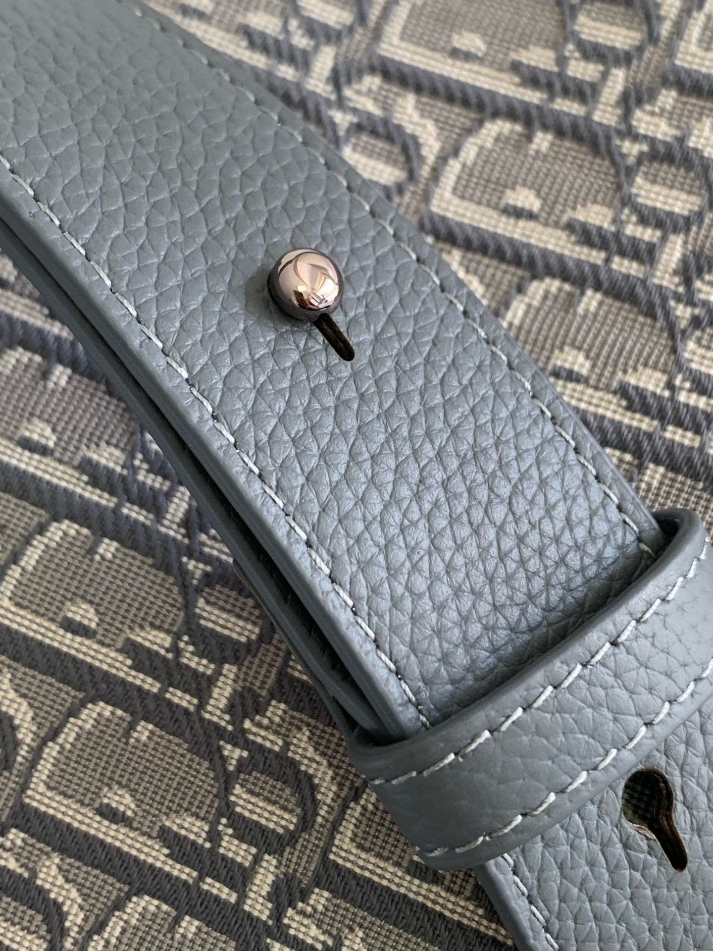 D*or small saddle messenger bag in grey oblique jacquard and calfskin