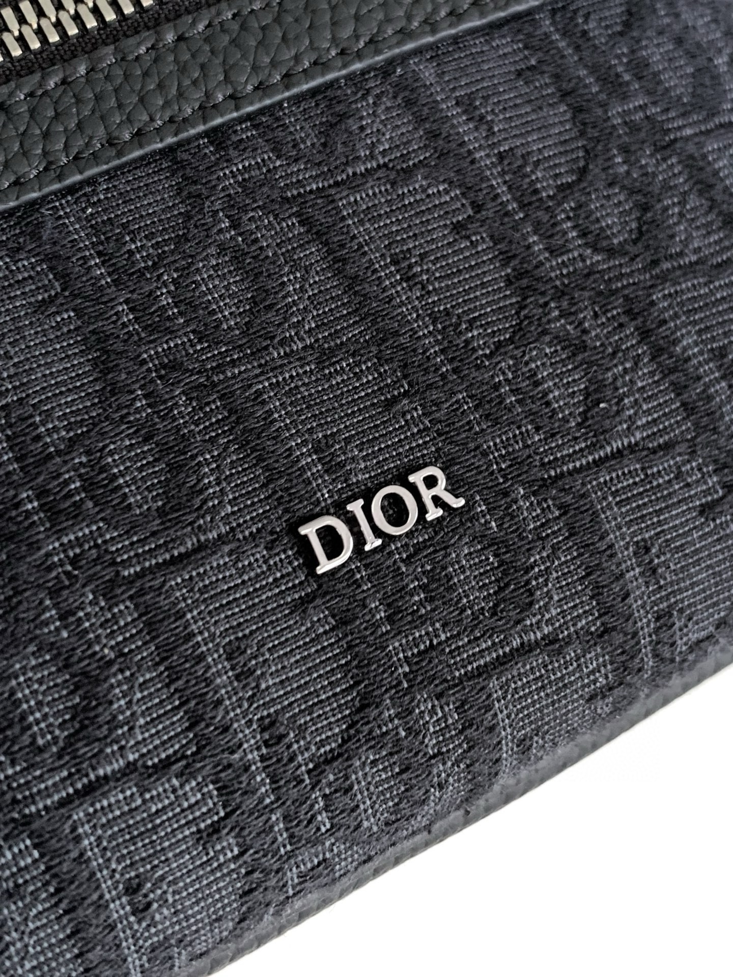 D*or mini rider 2.0 zipped messenger bag in black oblique with black leather