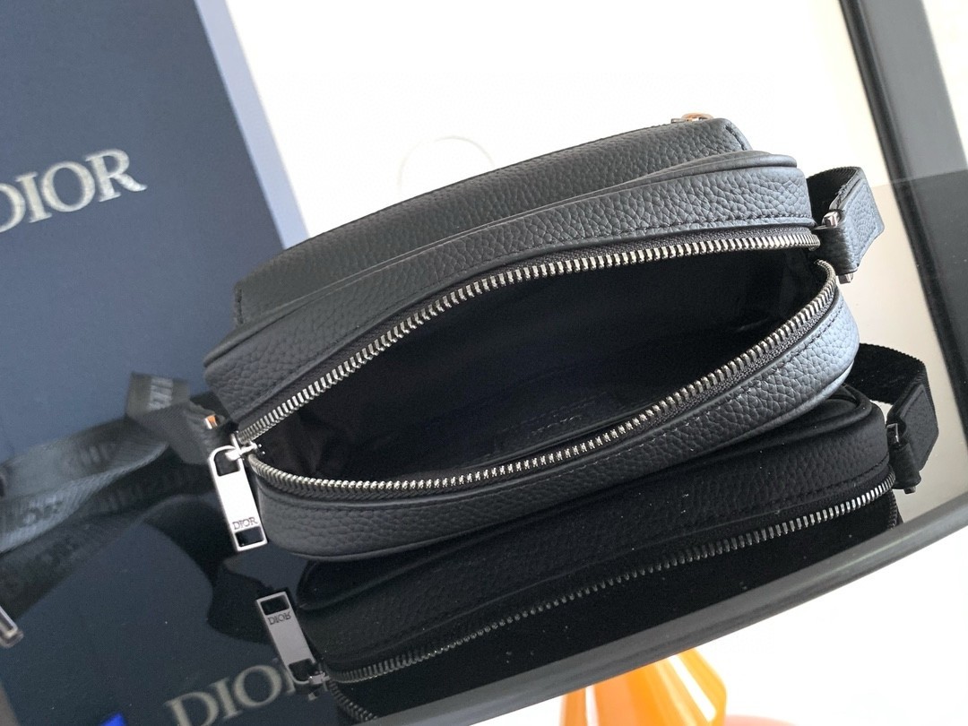 D*or mini rider 2.0 zipped messenger bag in black oblique with black leather