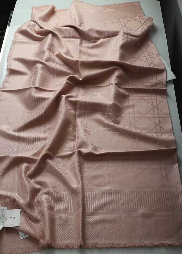 ch**an D*or light pink cannage shawl 140 cm