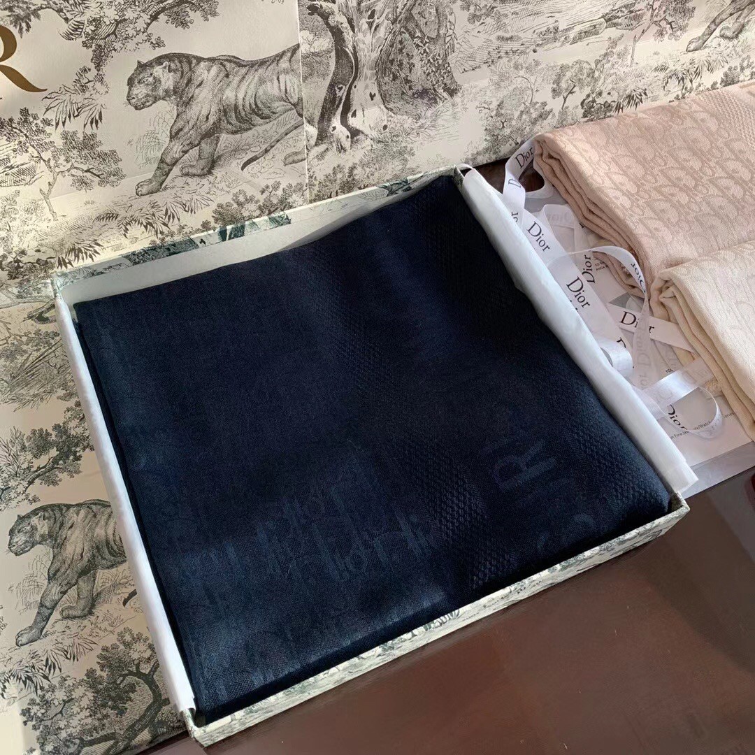 D*or navy blue oblique shawl 140 cm
