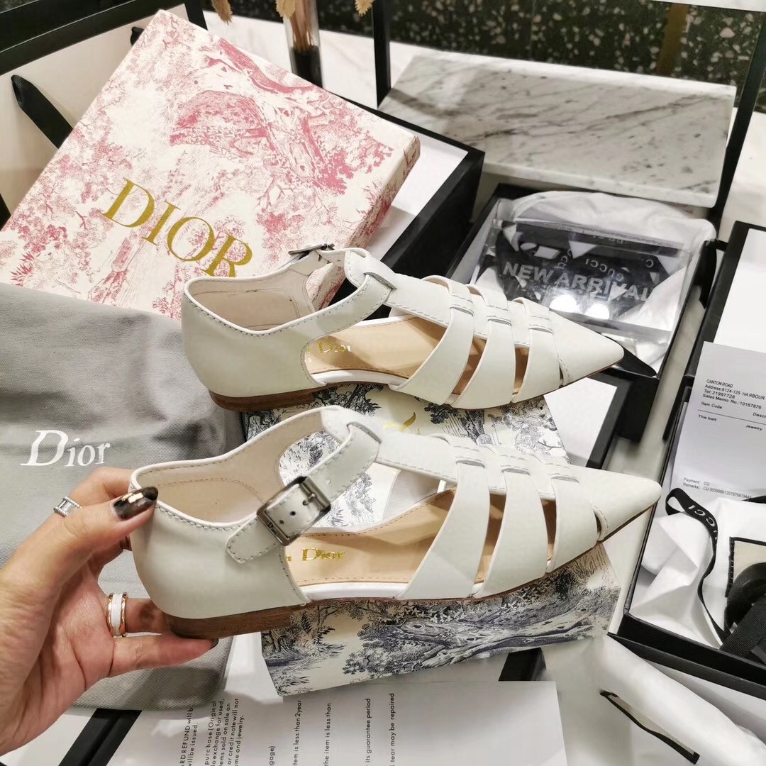 D*or sauvage ballerina flat in ivory calfskin
