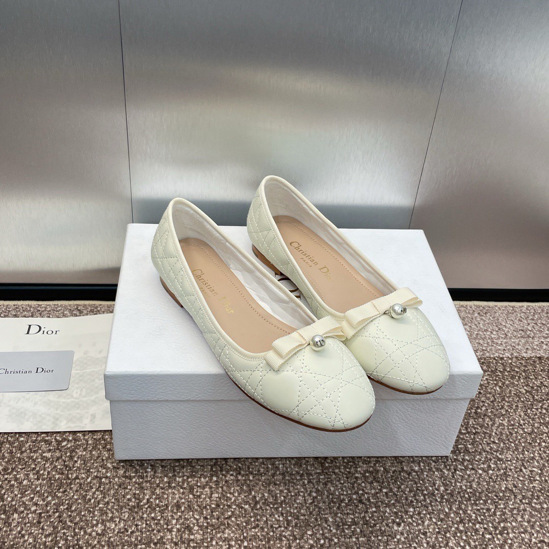D*or ballerina flats in white quilted cannage calfskin