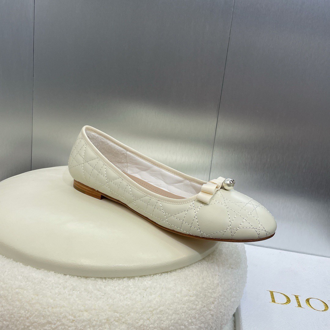 D*or ballerina flats in white quilted cannage calfskin