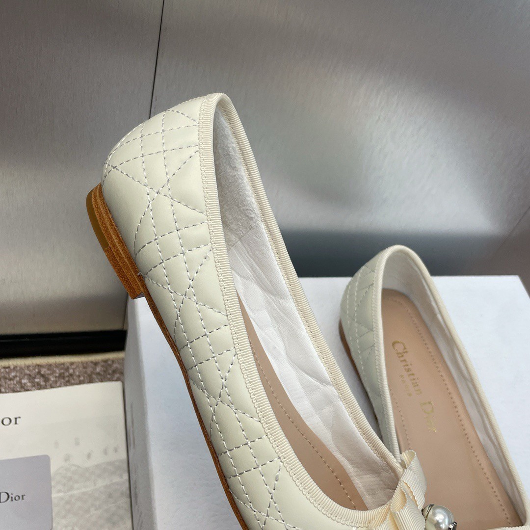 D*or ballerina flats in white quilted cannage calfskin