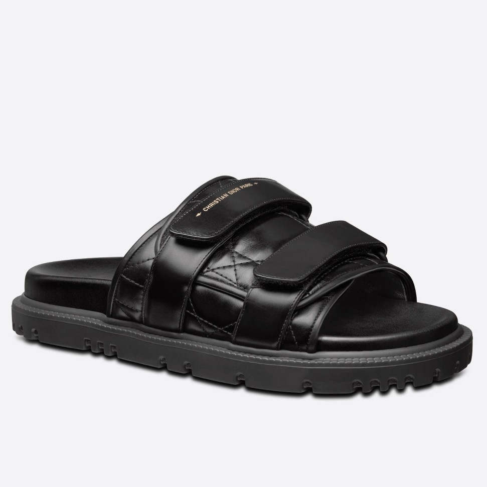D*or dio(r)evolution slides in black quilted cannage calfskin
