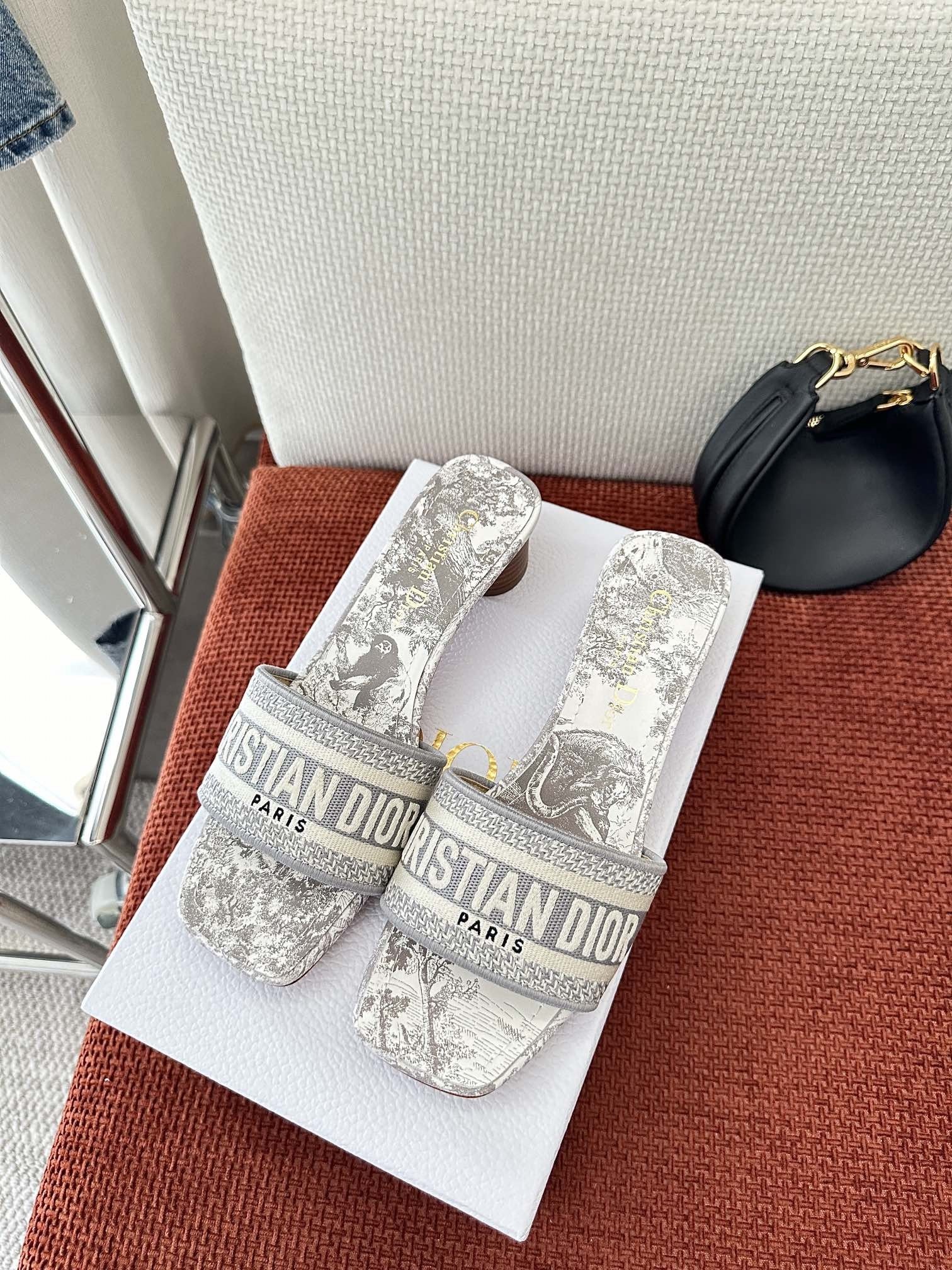D*or D*oriviera dway heeled 35mm slides in grey toile de jouy sauvage cotton