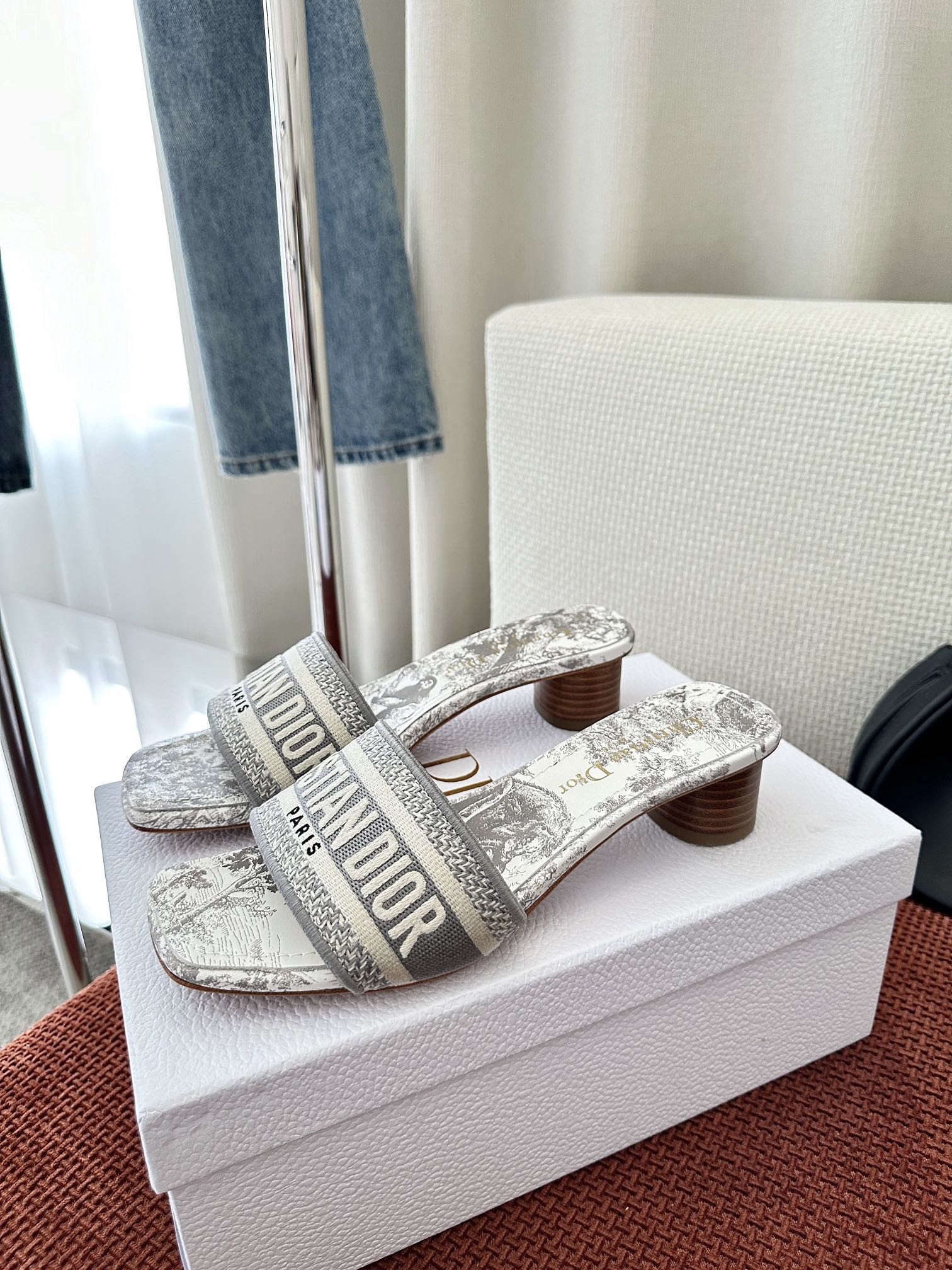 D*or D*oriviera dway heeled 35mm slides in grey toile de jouy sauvage cotton
