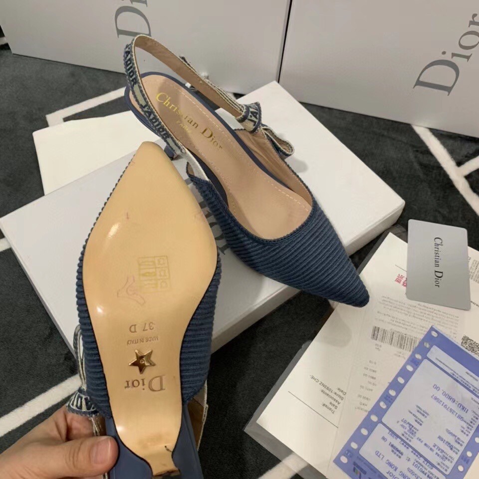 D*or j