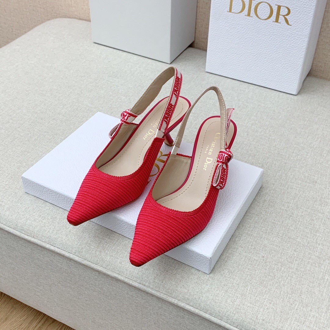 D*or j