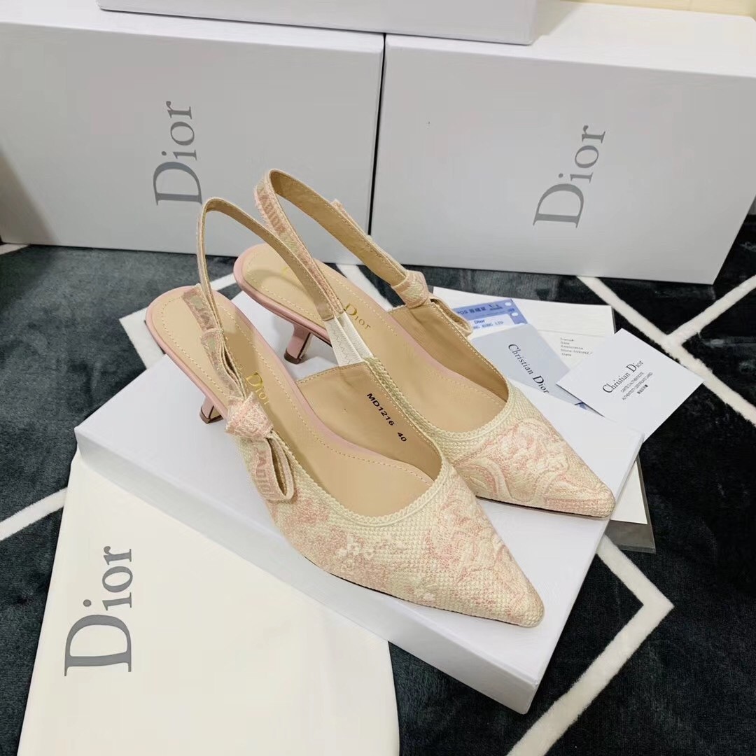 D*or j