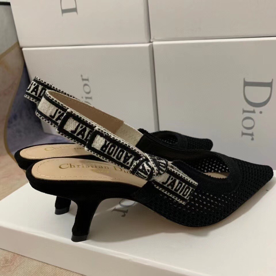D*or j