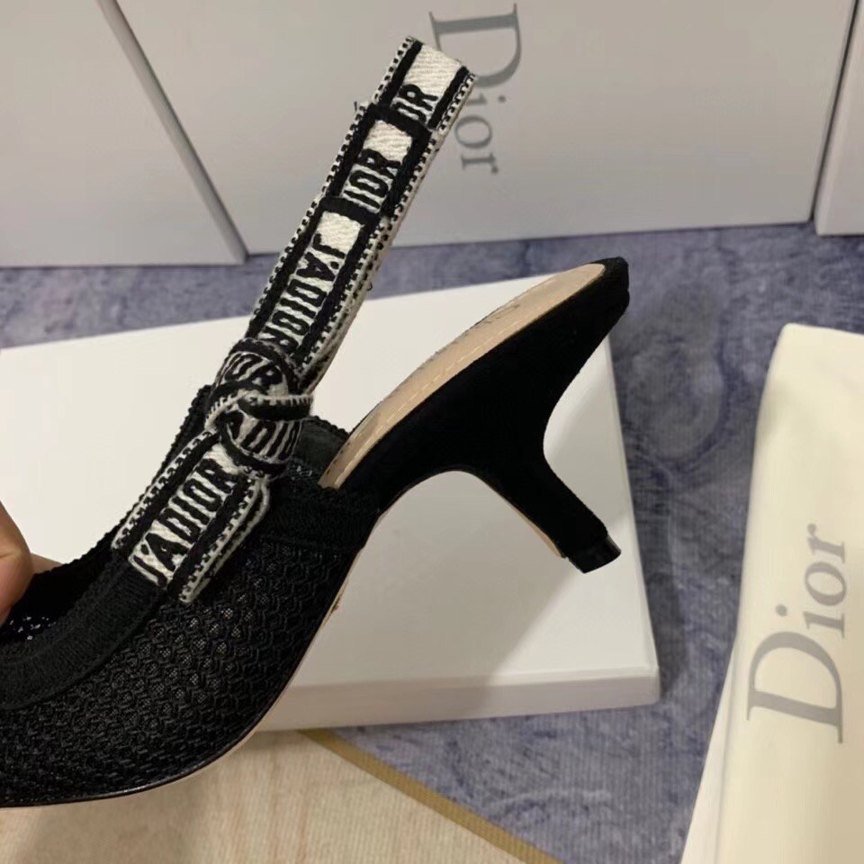 D*or j