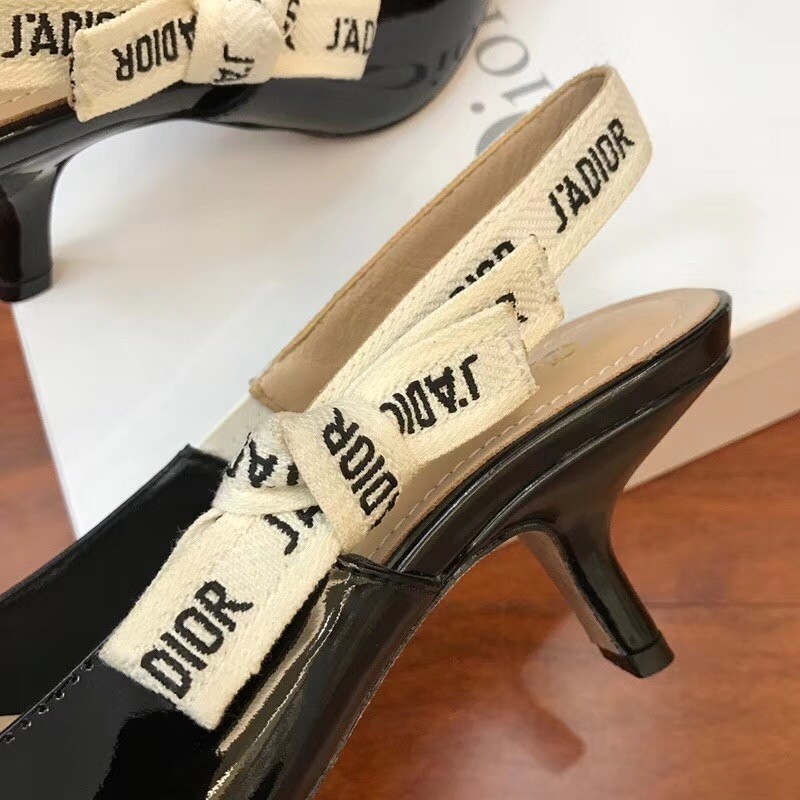 D*or j''aD*or slingback in black patent leather