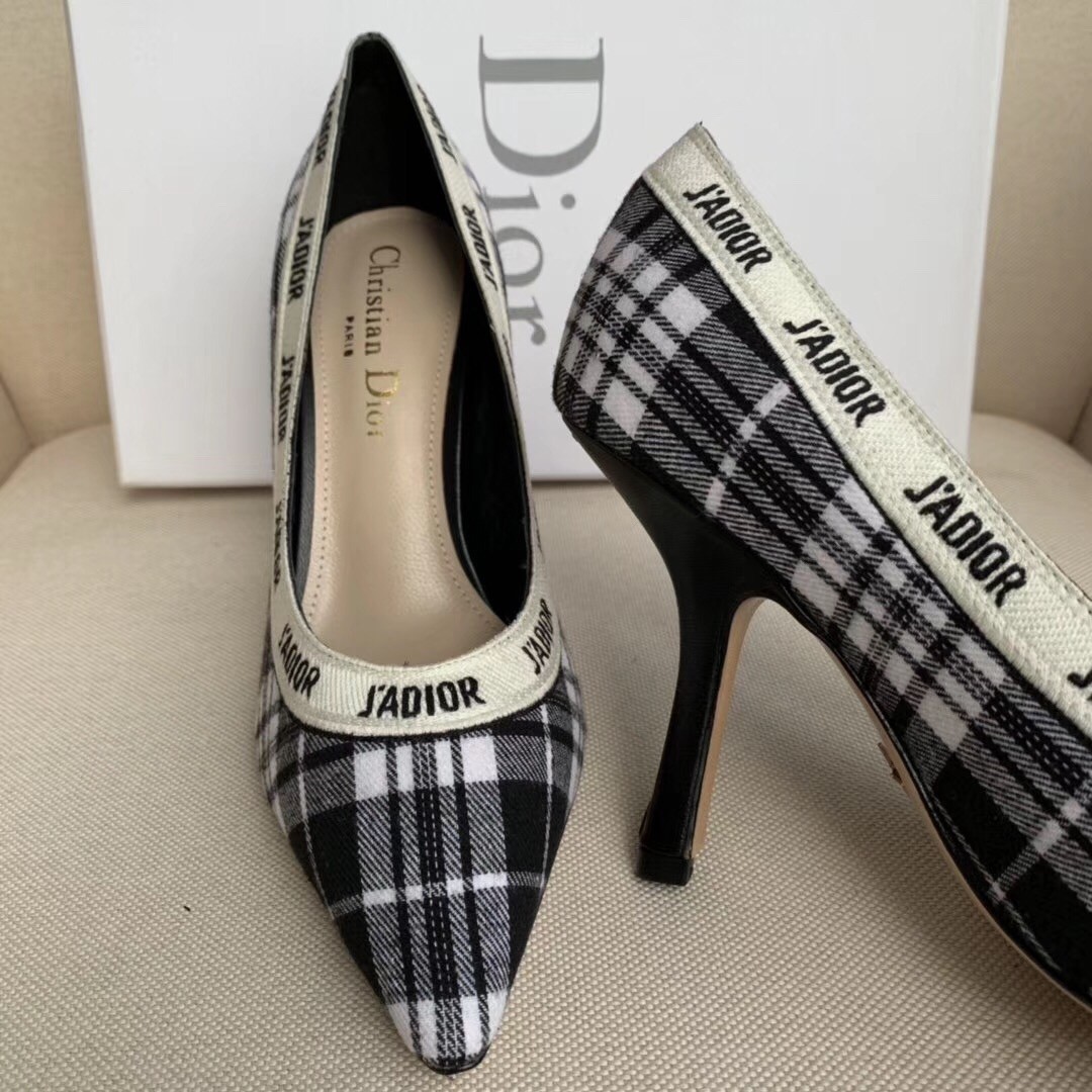 D*or j