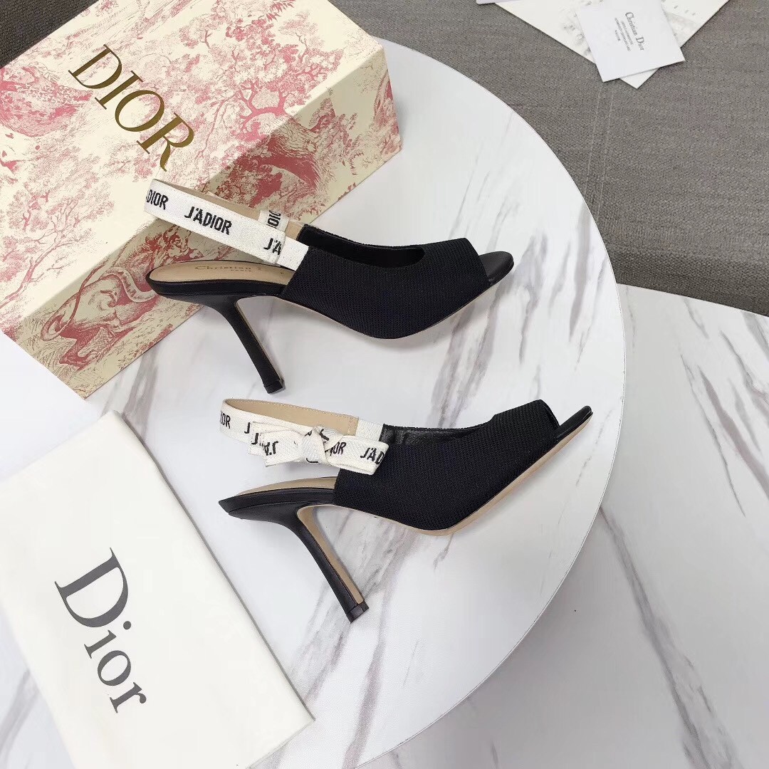 D*or j