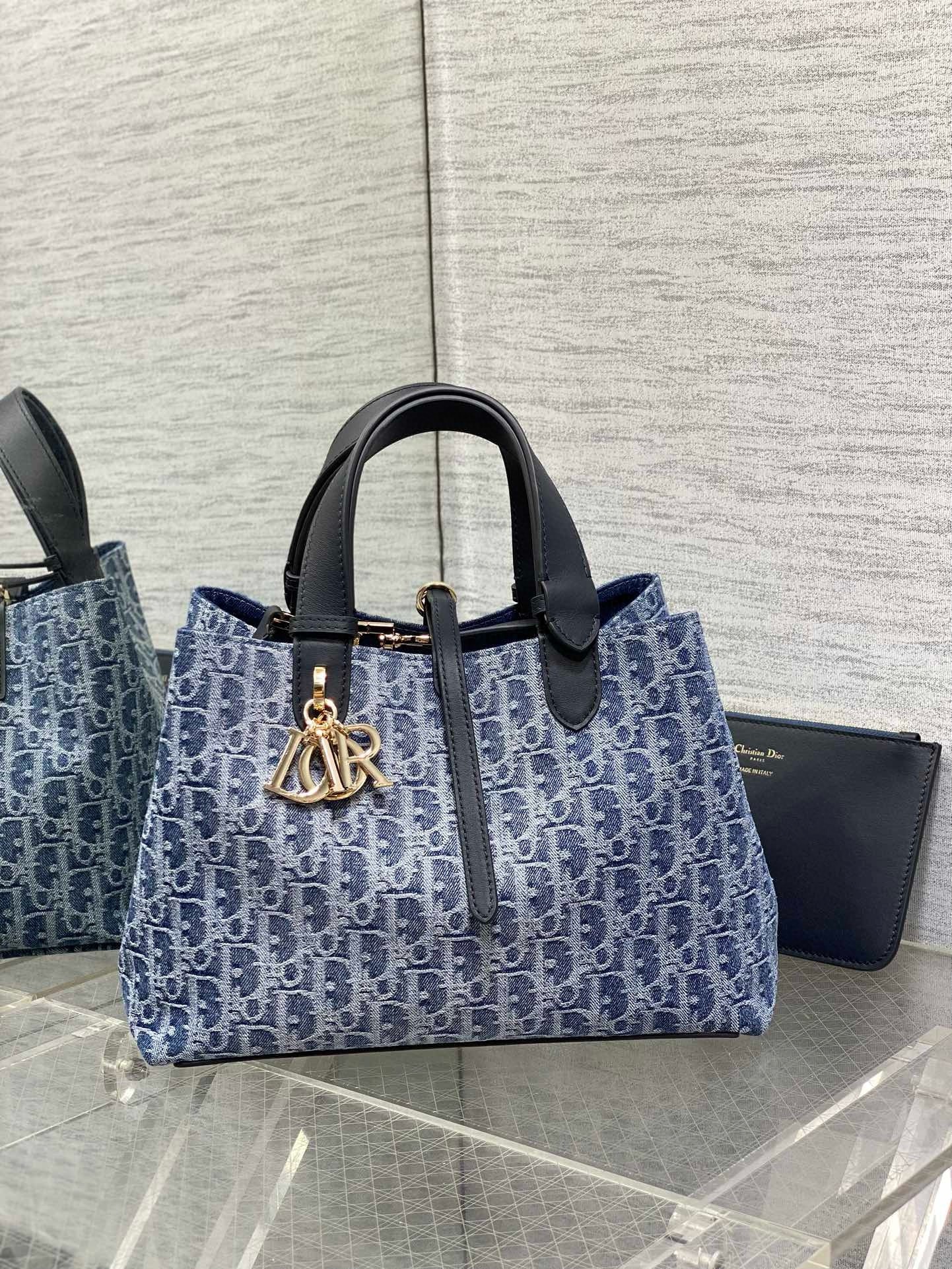 D*or toujours medium bag in blue denim oblique jacquard